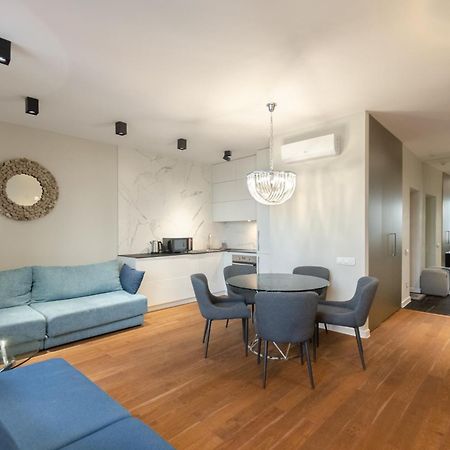 Petrovdom 9-102 In Best Apartment In Rc New York Concept House Kyiv Exterior photo