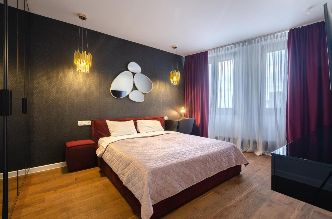 Petrovdom 9-102 In Best Apartment In Rc New York Concept House Kyiv Exterior photo