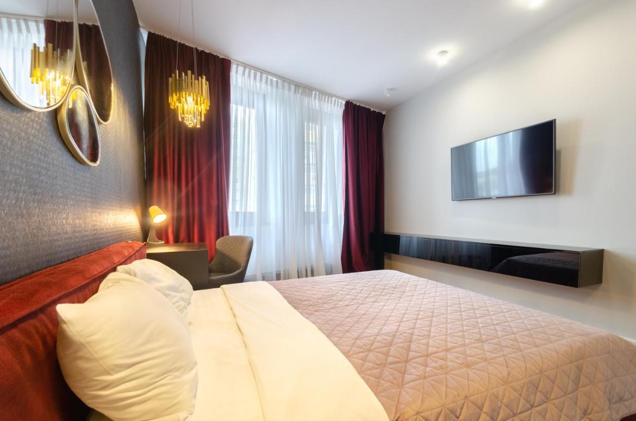 Petrovdom 9-102 In Best Apartment In Rc New York Concept House Kyiv Exterior photo