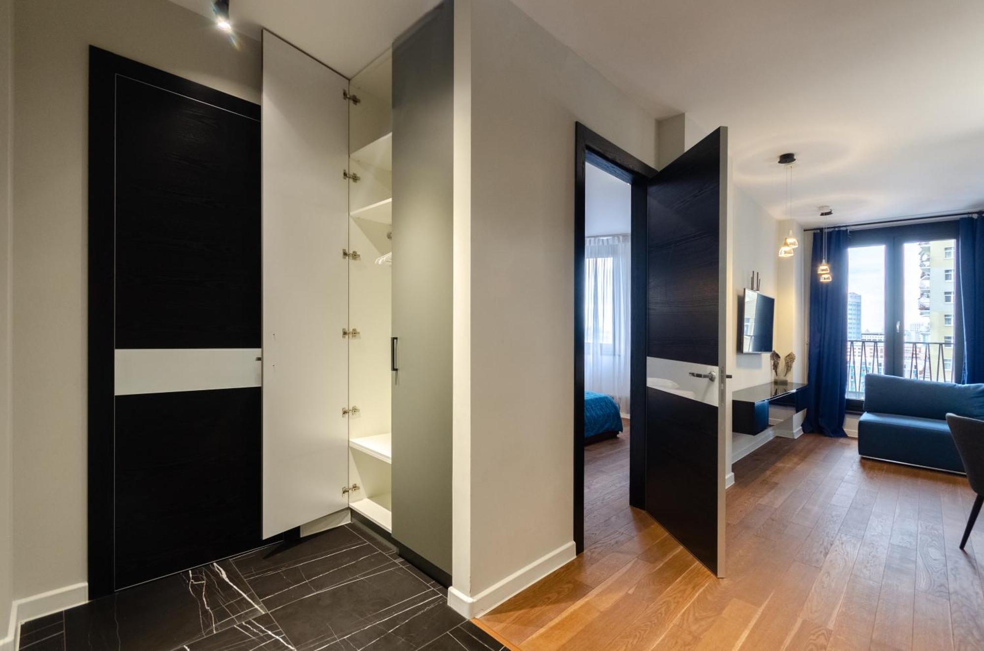 Petrovdom 9-102 In Best Apartment In Rc New York Concept House Kyiv Exterior photo