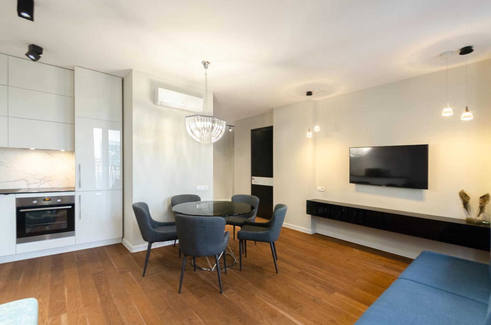 Petrovdom 9-102 In Best Apartment In Rc New York Concept House Kyiv Exterior photo